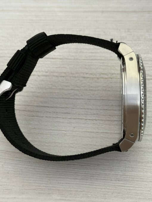 Reloj Gucci Dive 136.2 para caballero