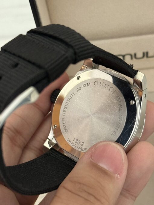 Reloj Gucci Dive 136.2 para caballero
