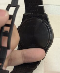 Reloj Gucci PVD 126.2 para caballero