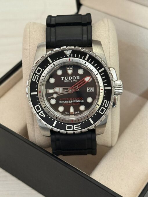 Reloj Tudor 25000 Hydronaut 1200M para caballero